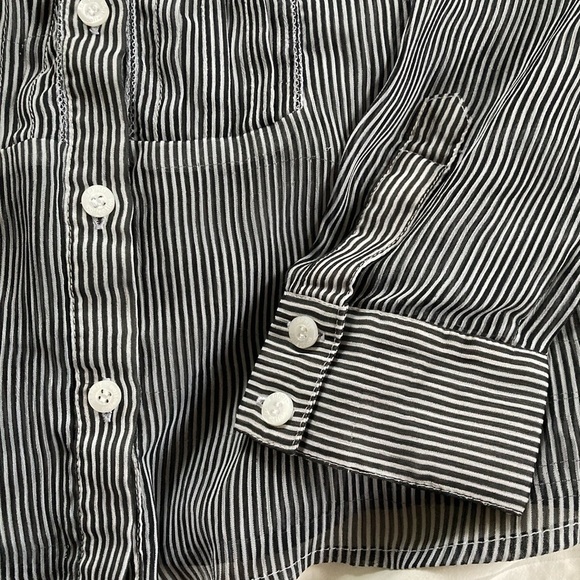 ESPRIT Collection Black& White Sheer Striped Ruffled Front Tuxedo Blouse. Size 2 - Picture 5 of 5